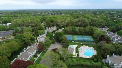 50 Hubbard Ln in Southampton, NY - Foto de edificio - Building Photo