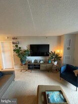 5911 Edsall Rd in Alexandria, VA - Building Photo