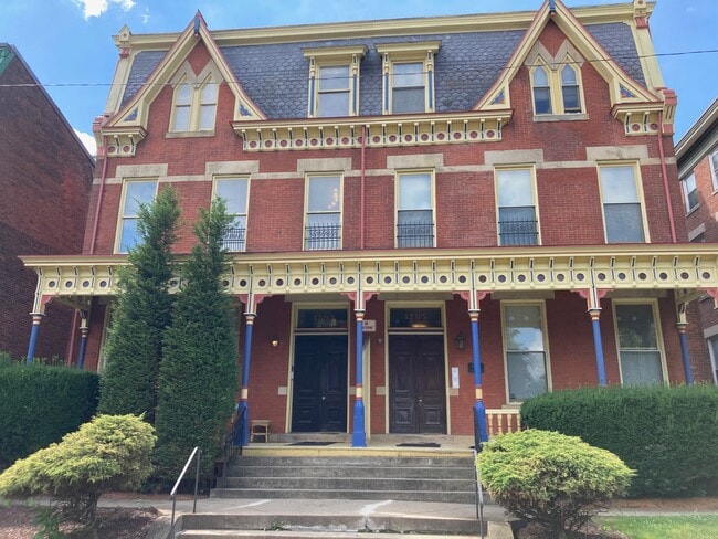 1203 N W Ave, Unit 102