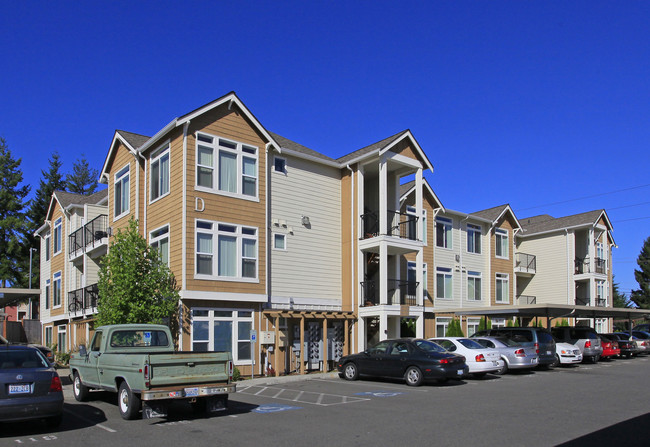 Harleen Court Apartments in Everett, WA - Building Photo - Building Photo