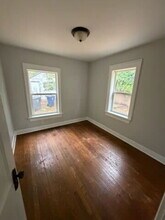 912 Hammond St in Flint, MI - Building Photo - Building Photo
