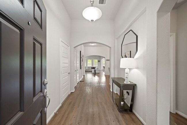 310 Polar Bear Trl in Crosby, TX - Building Photo - Building Photo