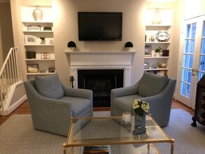 1660 Beekman Pl NW, Unit 1660-D in Washington, DC - Building Photo - Building Photo