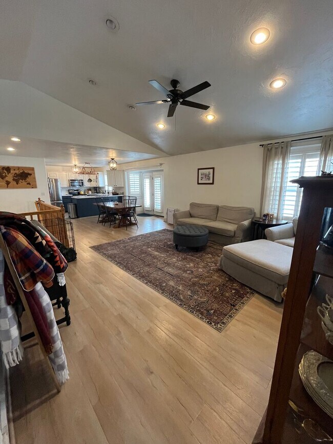 3214 S 800 W in Syracuse, UT - Building Photo - Building Photo