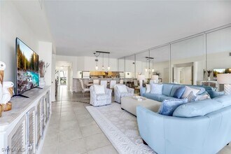 9380 Gulf Shore Dr in Naples, FL - Building Photo - Building Photo