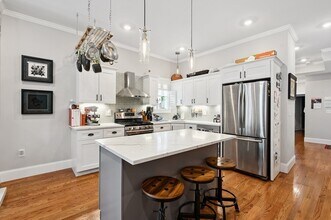 338 Meridian St in Boston, MA - Building Photo - Building Photo