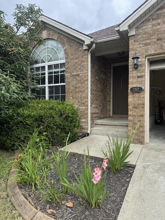 property at 2312 Market Garden Ln