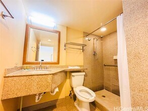 1777 Ala Moana Blvd in Honolulu, HI - Building Photo - Building Photo