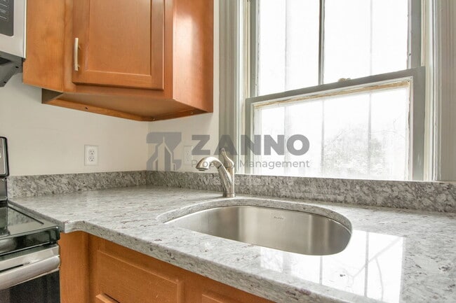 19 Arnold St in Providence, RI - Building Photo - Building Photo