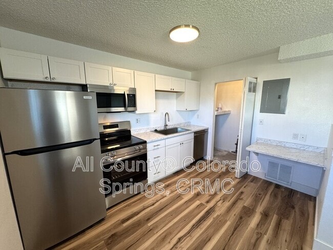 6678 Provincial Dr in Fountain, CO - Building Photo - Building Photo