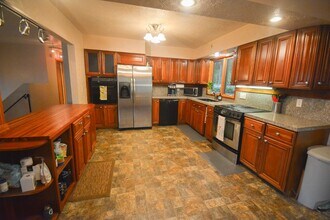 1728 4th Ave NE in Rochester, MN - Building Photo - Building Photo