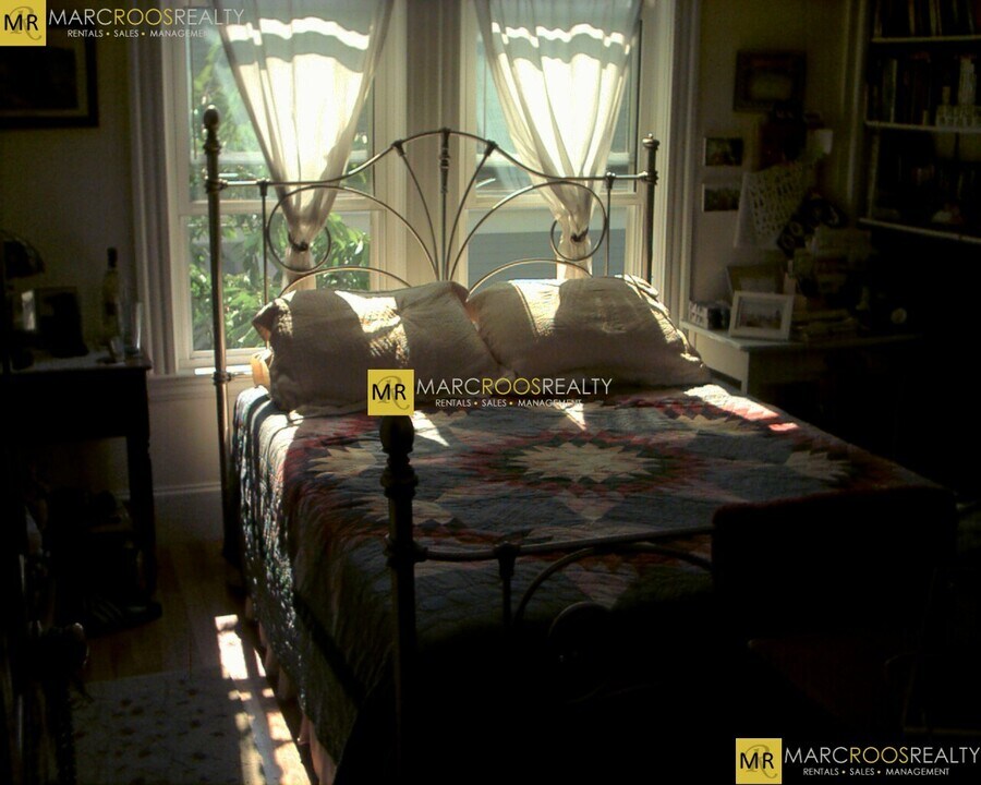 21 Sartwell Ave, Unit 3 in Somerville, MA - Building Photo