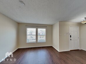 316 Willow Oak Dr in Fort Worth, TX - Building Photo - Building Photo