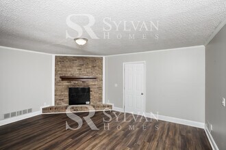 553 Parlock Rd in Irmo, SC - Building Photo - Building Photo