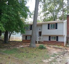 6530 Watchspring Ct in Richmond, VA - Building Photo