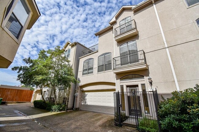 5517 Venice St in Houston, TX - Building Photo - Building Photo