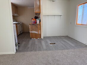 1021 Railroad St in Carlin, NV - Building Photo - Building Photo