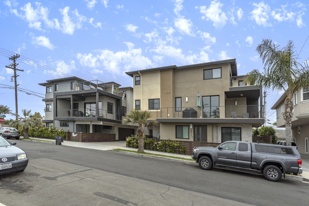 3861-3867 Garfield St in Carlsbad, CA - Building Photo