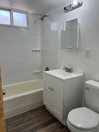 248 E Osbourne St, Unit #6 - 6