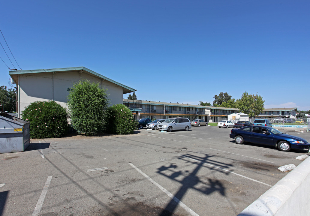 Beale Star Apartments in Marysville, CA - Foto de edificio