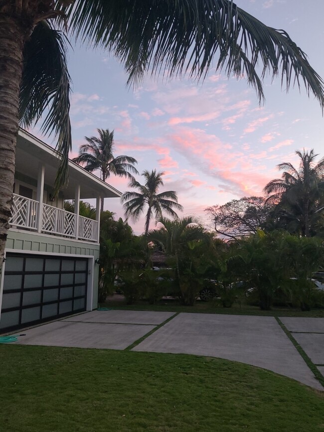 property at 180 Kailua Rd