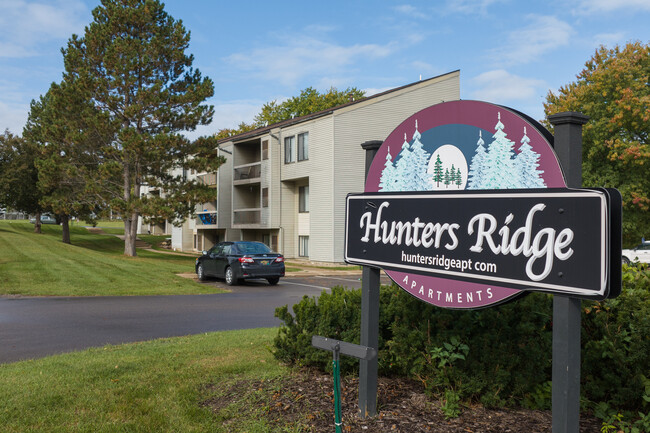 Hunters Ridge in Kentwood, MI - Building Photo - Building Photo