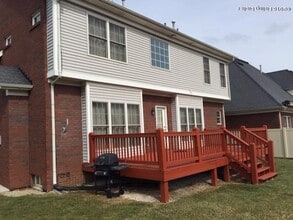 13204 Tucker Lake Dr in Louisville, KY - Building Photo - Building Photo