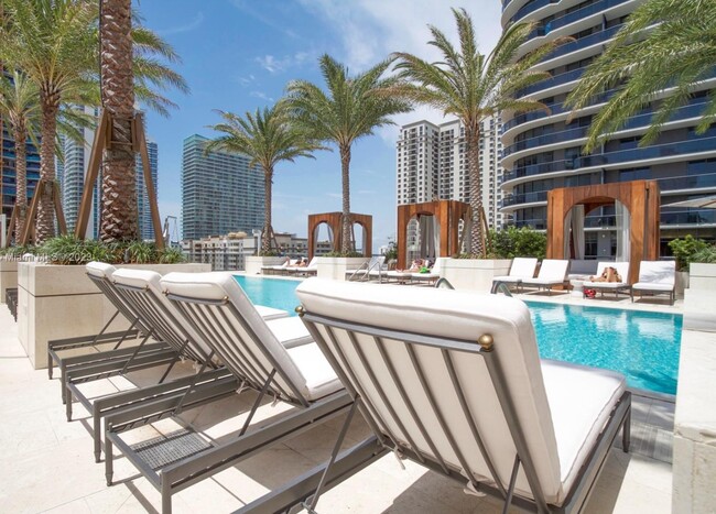 property at 801 S Miami Ave