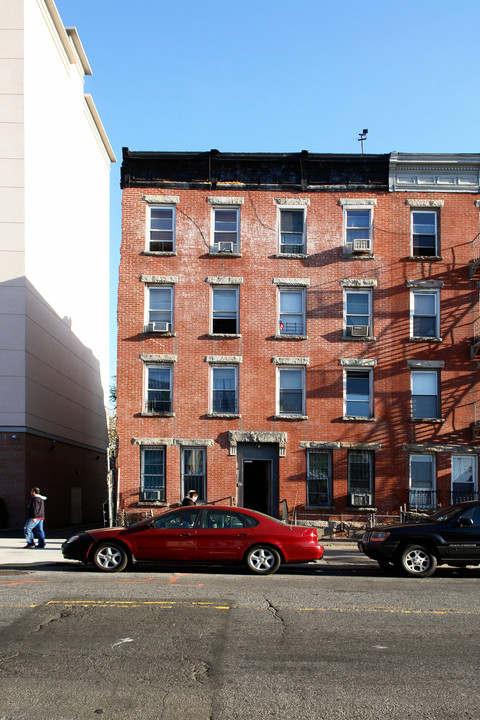 629 Union St in Brooklyn, NY - Building Photo