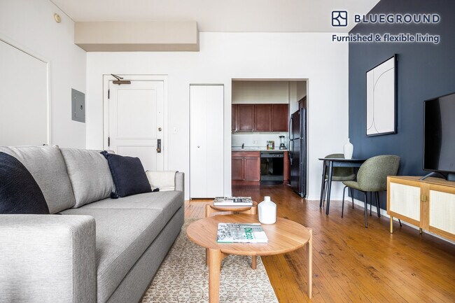 343 S Dearborn St in Chicago, IL - Building Photo - Building Photo