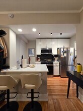 2740 N Hampden Ct in Chicago, IL - Building Photo - Building Photo