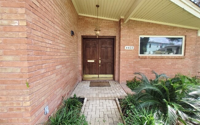 4423 Meyerwood Dr in Houston, TX - Building Photo - Building Photo