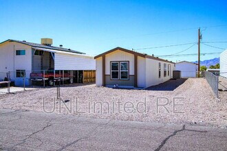 3157 Erwin Ln in Lake Havasu City, AZ - Building Photo - Building Photo