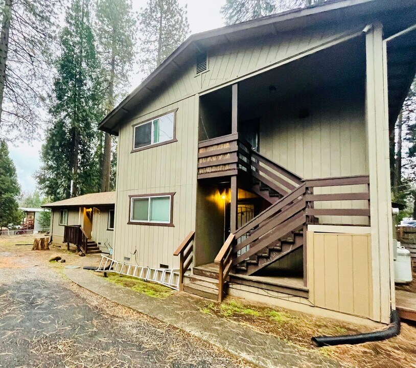 2969 Oak St in Pollock Pines, CA - Building Photo