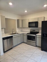 540 NE 5th Terrace in Florida City, FL - Building Photo - Building Photo