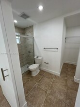 7334 SW 21st St in Miami, FL - Building Photo - Building Photo