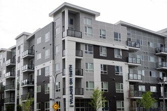 11303-11105 105 Ave NW in Edmonton, AB - Building Photo - Building Photo