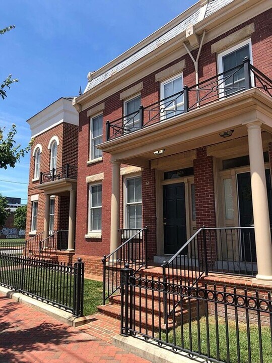 1628 W Cary St in Richmond, VA - Building Photo