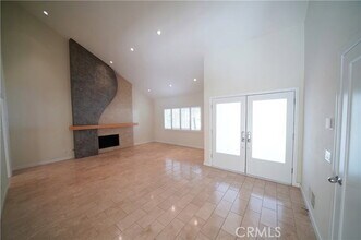 7156 Castle Peak Dr in Los Angeles, CA - Building Photo - Building Photo