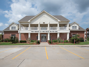 The Greens at the Rock in North Little Rock, AR - Foto de edificio - Building Photo