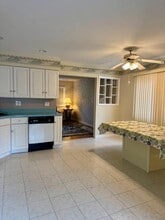 24 Timber Rd in Glen Cove, NY - Building Photo - Building Photo