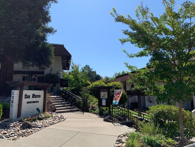 1241 Montego in Walnut Creek, CA - Building Photo - Building Photo