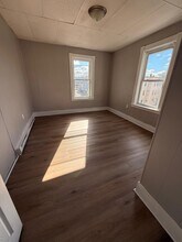 273 Grafton St in Worcester, MA - Building Photo - Building Photo