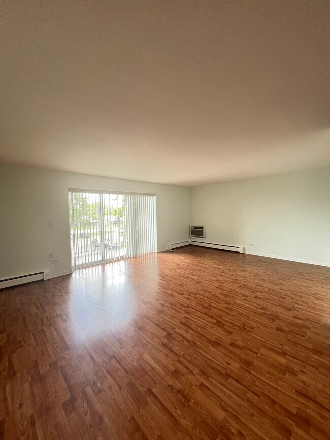 10353 Dearlove Rd, Unit 3I in Glenview, IL - Building Photo - Building Photo