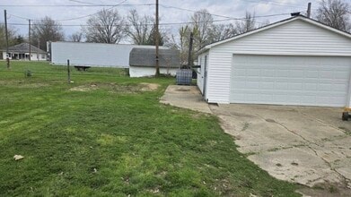 112 W Beckett St in Hymera, IN - Building Photo - Building Photo