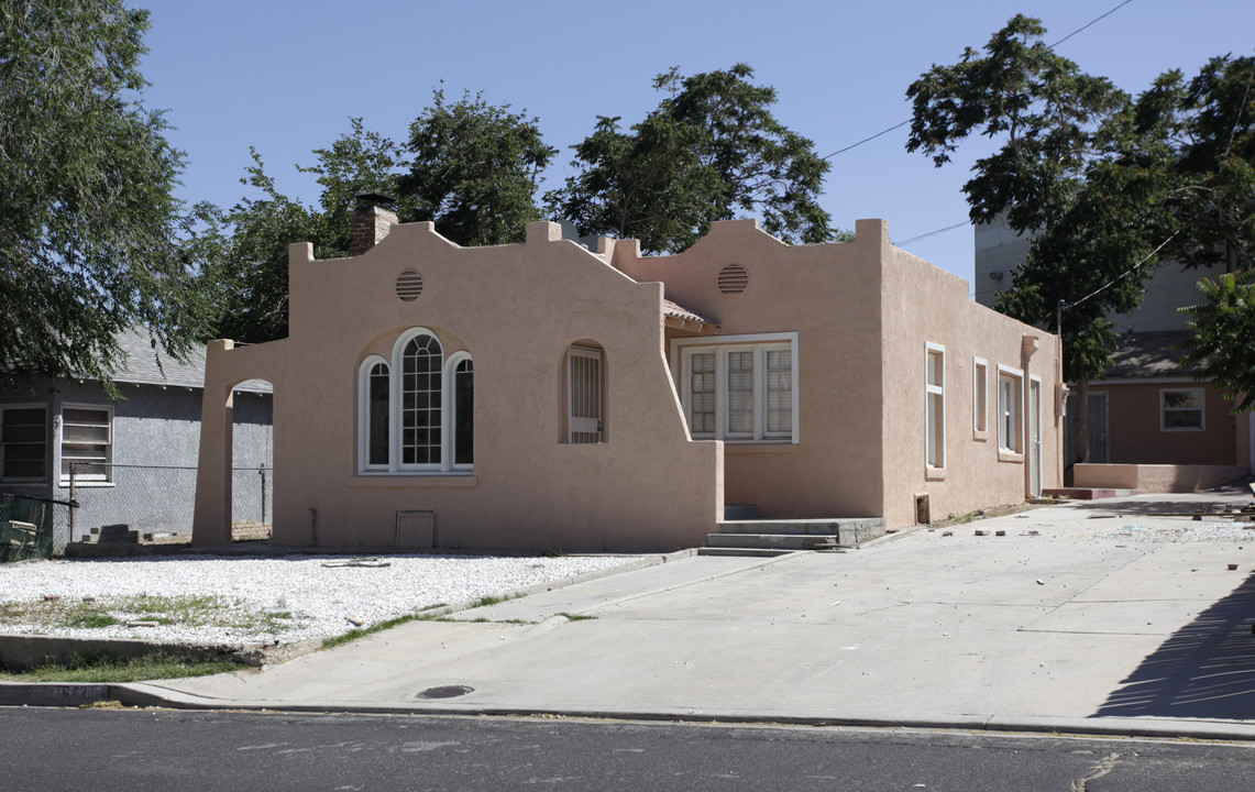 16721 Tracy St in Victorville, CA - Building Photo