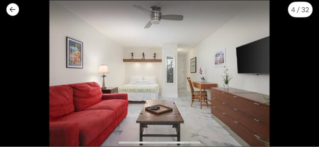 75-5776-5776 Kuakini Hwy in Kailua Kona, HI - Building Photo - Building Photo