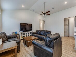 1937 Centerline Ln in Georgetown, TX - Building Photo - Building Photo