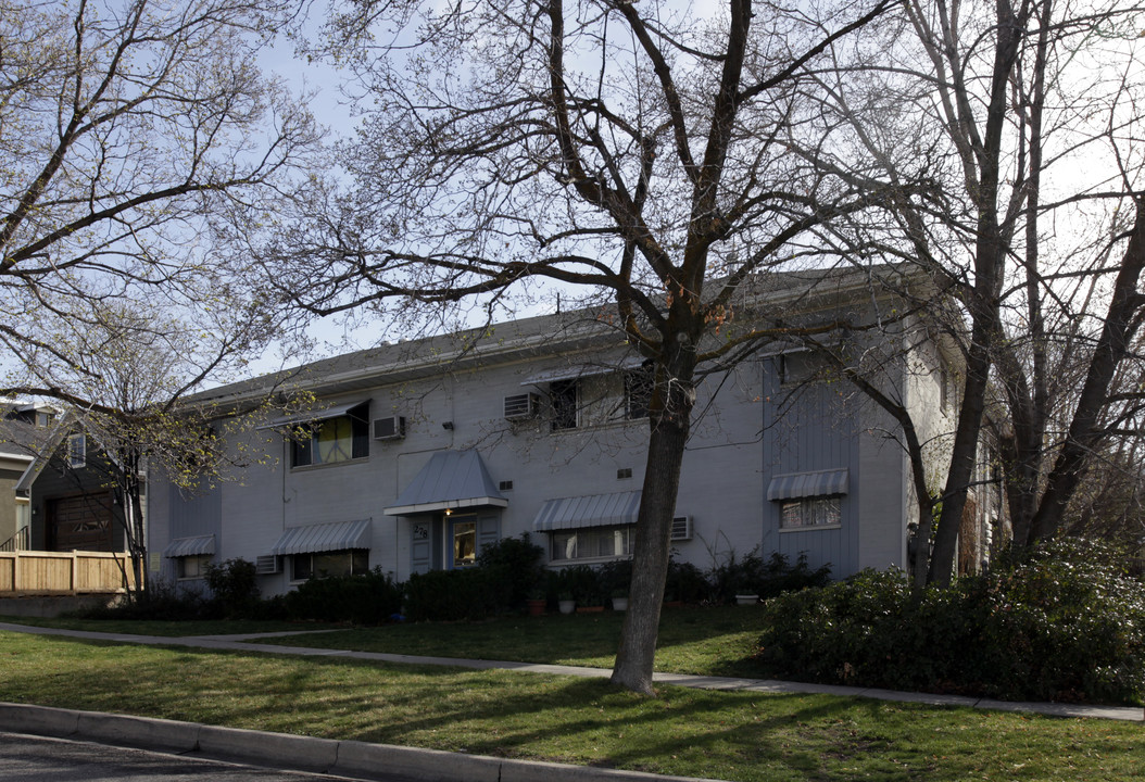 Avenues 12 Plex in Salt Lake City, UT - Building Photo