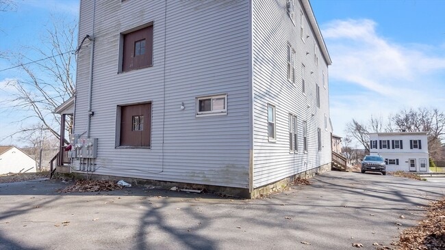 1442 Main St in Worcester, MA - Building Photo - Building Photo